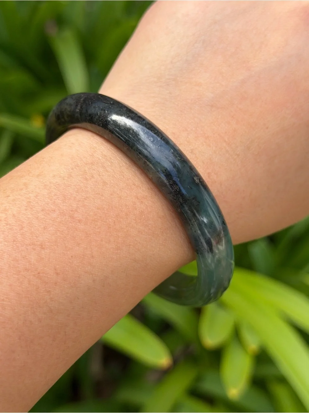 62mm inner diameter‎ half half green xiuyu jade bangle 1739